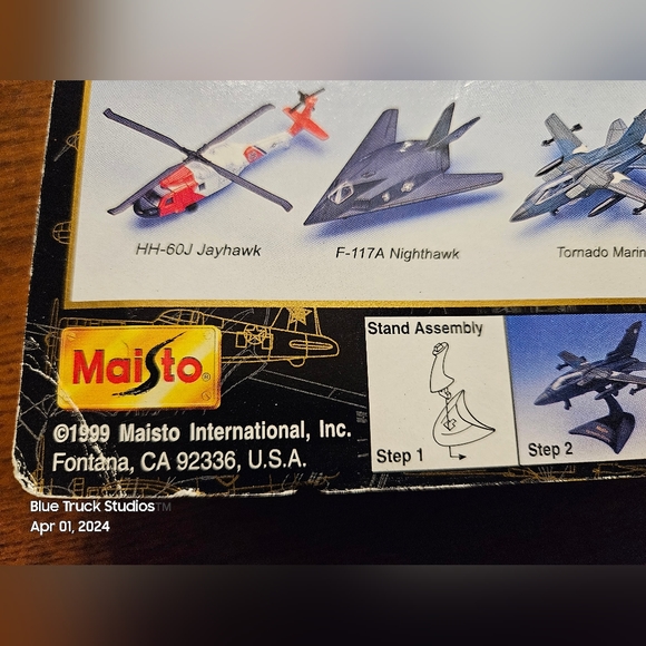 Maisto Tailwinds A-10 Thunderbolt II Series III Die Cast Metal 1999 VINTAGE - Picture 8 of 13